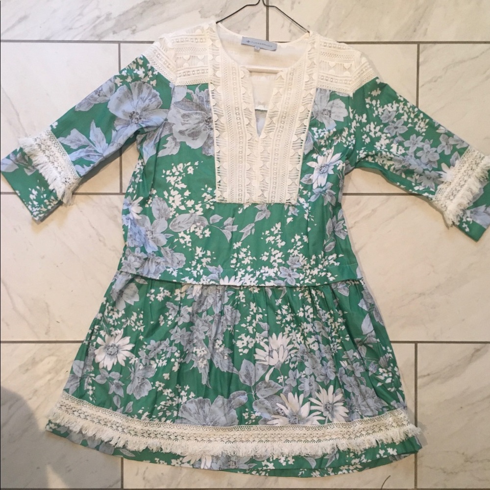 Tuckernuck floral dress Medium